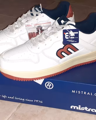 Scarpe basse Sneakers MISTRAL 44 