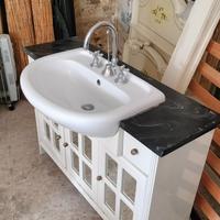 Lavabo con Cassettiera e specchio