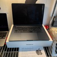 MacBook Air Retina 15"