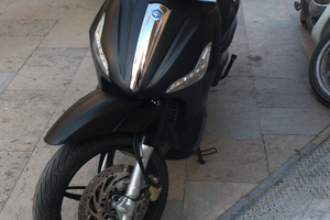 Beverly 350 (2020) UNICO PROPRIETARIO