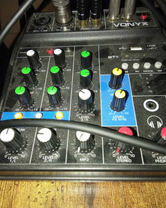 Casse amplificate 400W e mixer