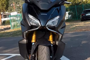 Honda Forza 750 2024 Garanzia 20.000 Valuto Scambi