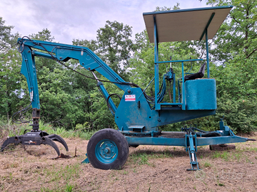 Caricatore forestale