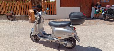Vespa et4 150cc