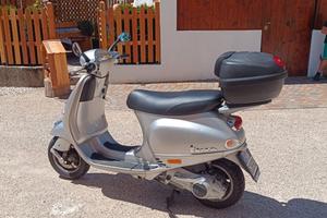 Vespa et4 150cc