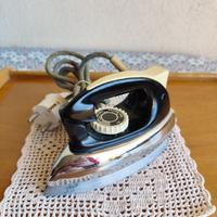 Mini ferro da stiro da viaggio