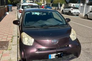 Toyota IQ