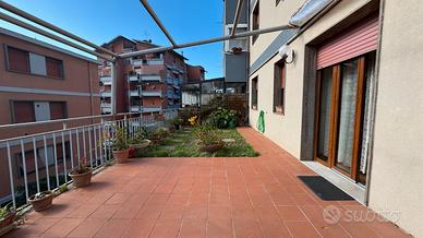 Esclusiva - appartamento con terrazza e garage