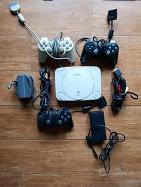 PlayStation 1, accessori e giochi