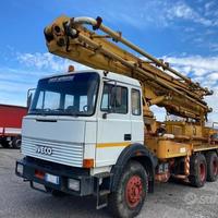 Iveco 330-26 pompa Cifa K1