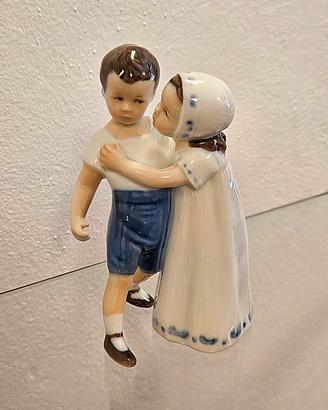 Porcellana Royal Copenaghen "Amore rifiutato"