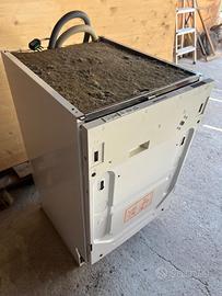 lavatoviglie Ariston 8 coperti