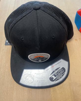 Cappello Scott e La Sportiva