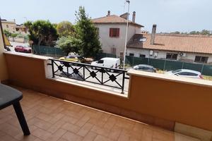 trilocale con terrazzo 