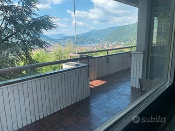 Appartamento vista lago