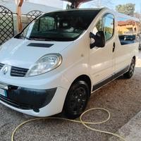 trafic 2.0 dti anno 2012 