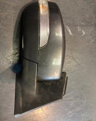 Specchietto dx ford kuga 2017