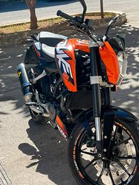 Duke 125