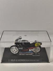 Modellino Moto Honda NSR500 Alex Barros 2001