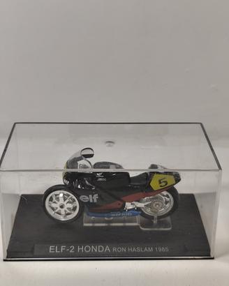 Modellino Moto Honda NSR500 Alex Barros 2001
