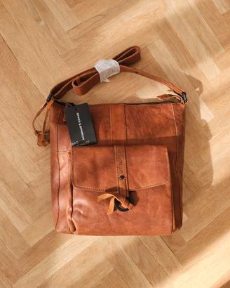 Borsa Spikes & Sparrow