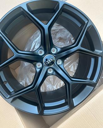 4 CERCHI IN LEGA 18" A3 Q2 Q3 VW GOLF 5 6 7 TOURA