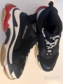 Balenciaga triple S
