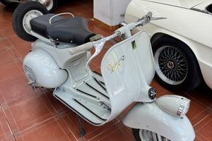vespa faro basso  125 vn2t 1954