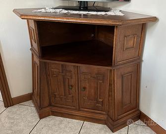 Mobile angolare in legno massiccio