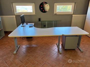 Tavolo da ufficio