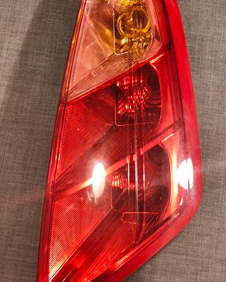 Faro posteriore Fiat Grande punto 