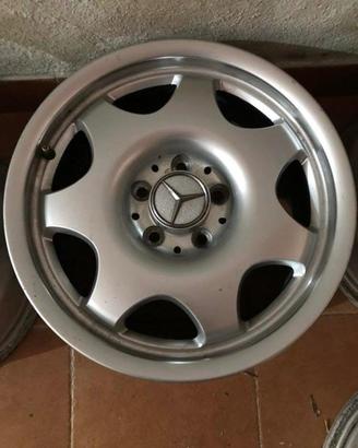 CERCHI IN LEGA MERCEDES