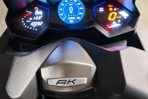 Kymco AK 550