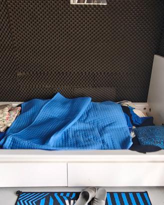 Camera da letto completa