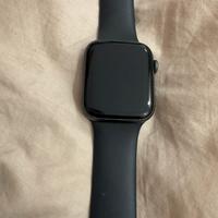 Apple Watch Seria 4 GPS Cellular - 44 mm alluminio