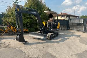 E236 - Escavatore 30 q Hanix