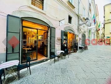 Centro storico- attivita' commerciale