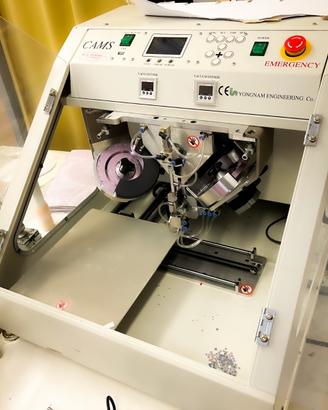 CAMS PER CREARE DIME DI STRASS A DUE BRACCI
