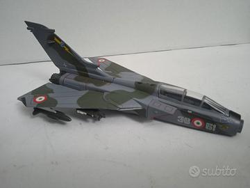 Modellino aereo Panavia Tornado IDS scala 1:100