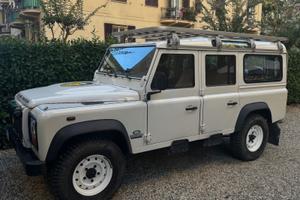 land rover defender 110 td4