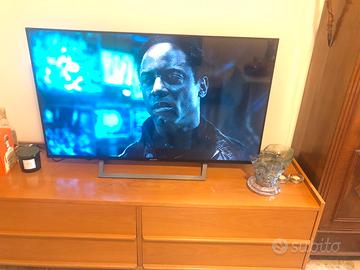 TV SONY BRAVIA 49”