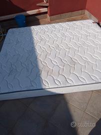 Materasso matrimoniale