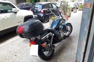 Suzuki GZ Marauder 250 - 1999