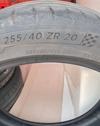 Gomme michelin 255/40 r20