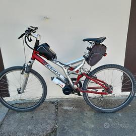 E-bike con ruote da 26 pollici 
