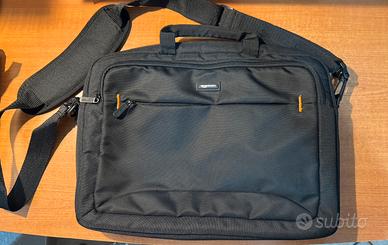 Borsa porta computer Amazon Basics nera