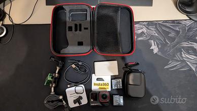Insta360 ace pro 2 + custodia + accessori