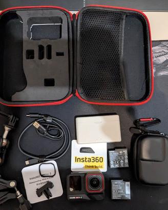 Insta360 ace pro 2 + custodia + accessori