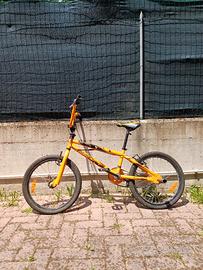 bici ragazzo bmx