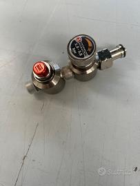 Regolatore di pressione ripack per bombole